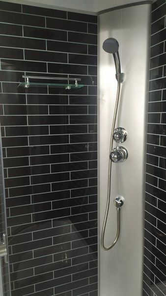 Гідробокс 90х90 см півкруглий Bathmix BMS BRG-90/13 скло сіре 4 мм з мілким піддоном профіль чорний 16787 фото
